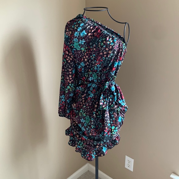 Dresses & Skirts - One Shoulder Long Sleeve Floral Dress